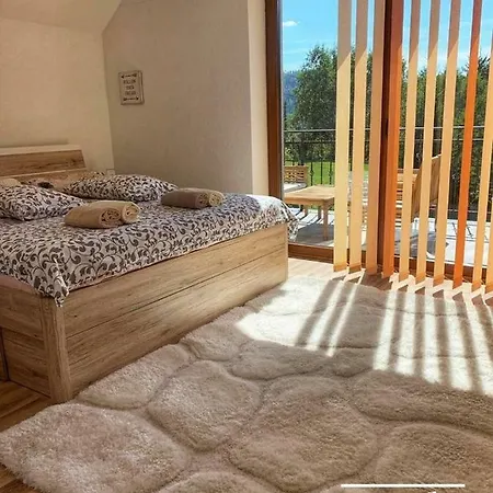 Gorska Lokvarsko Jezero Villa